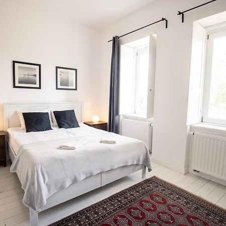 Manor Apartments, チョパク エクステリア 写真