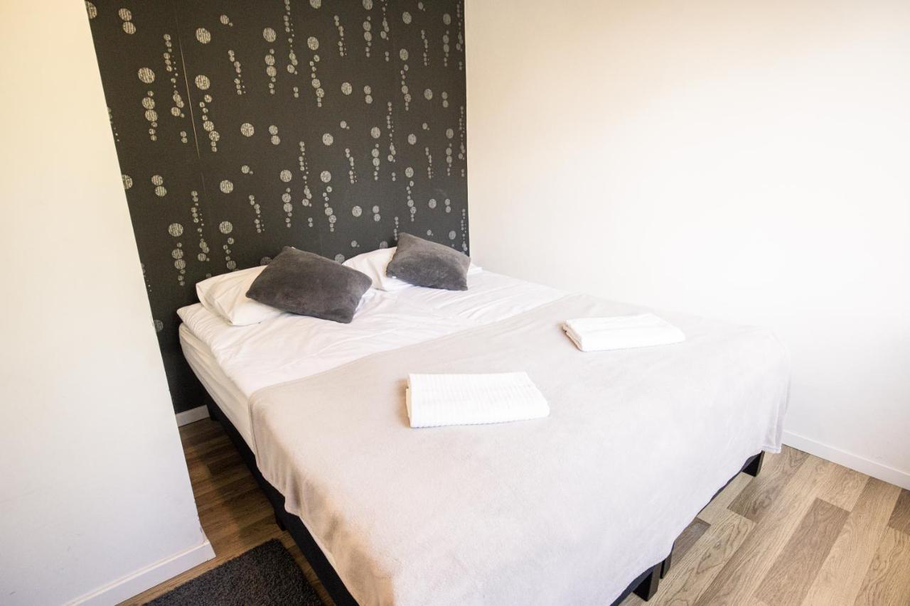 Manor Apartments, チョパク エクステリア 写真