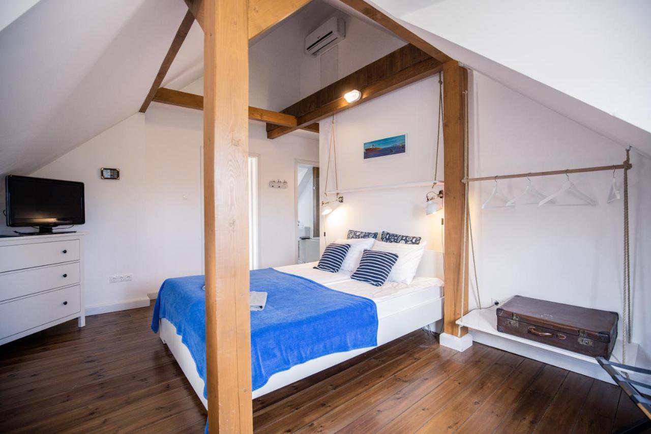 Manor Apartments, チョパク エクステリア 写真