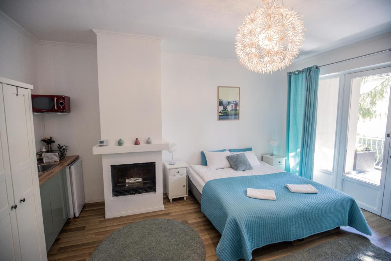 Manor Apartments, チョパク エクステリア 写真